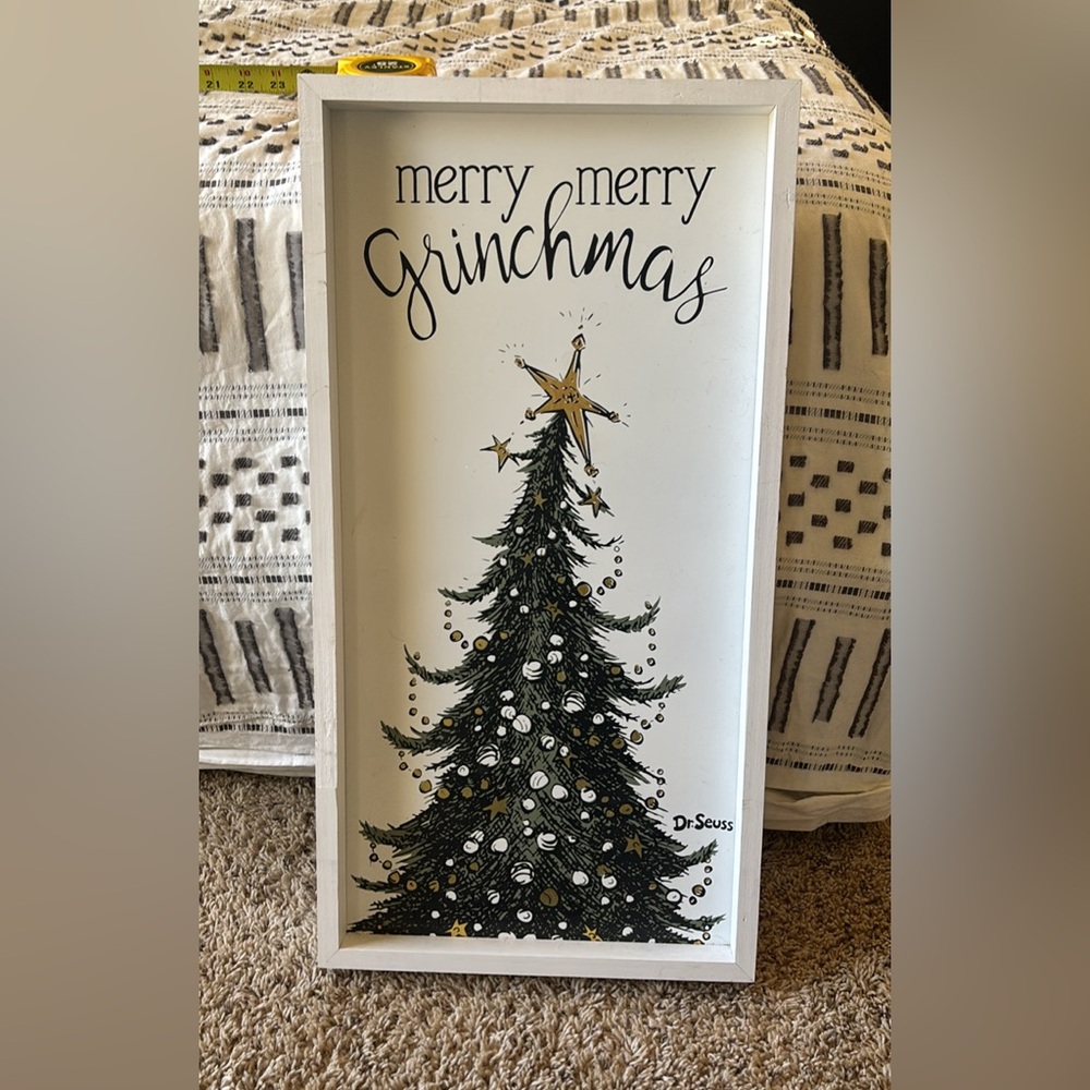 Dr. Seuss Grinchmas Holiday Wall Art